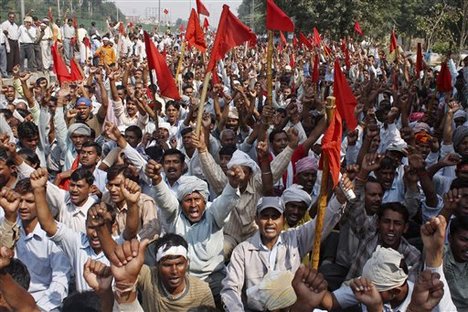 Strike and police brutality at Honda Motorcycle and Scooter India, 2005 - Vimarsana News