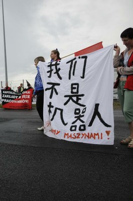 "We are no machines": workers' struggle in a Chinese electronics factory in Poland - Vimarsana News