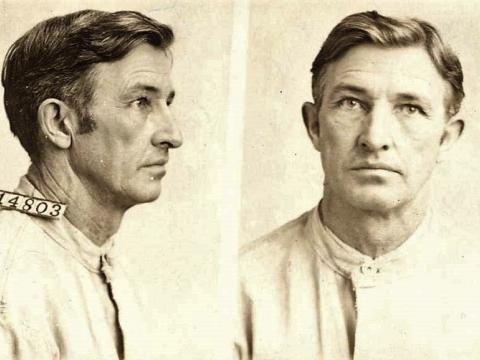 Photo of comrade Eastman entering Leavenworth prison in 1919.