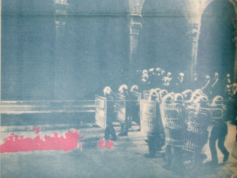 Police advance to occupy Bologna University