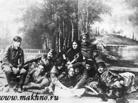 Makhnovists, Lyuty sitting on far left