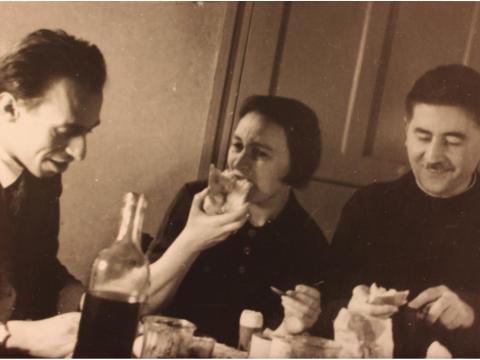 Partos/Polgare,(left), Kati Horna, Karl Korsch (right).