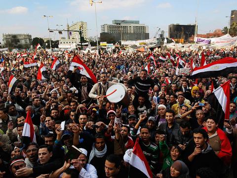 Picture of a large popular demonstration