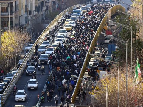 Protests in Tehran on 29 December Students have paralysed university campuses, traders have shut down their stores and demonstrators have blocked off streets.