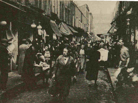 Whitechapel street market 1939