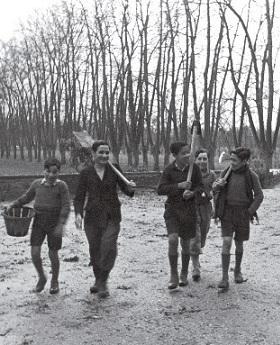 Gartner_Chateau_de_la_Brosse__Colombes_1939_Ausschnitt.jpg