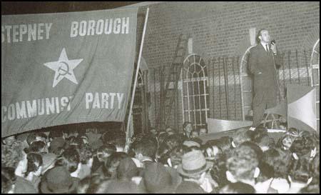 Phil Piratin addressing a meeting in 1945 with Stepney Communist Party banner