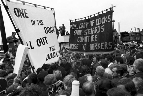 dockers taking direct action in 1972 dockers taking direct action in 1972