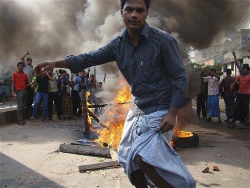 Chittagong protests December 2010